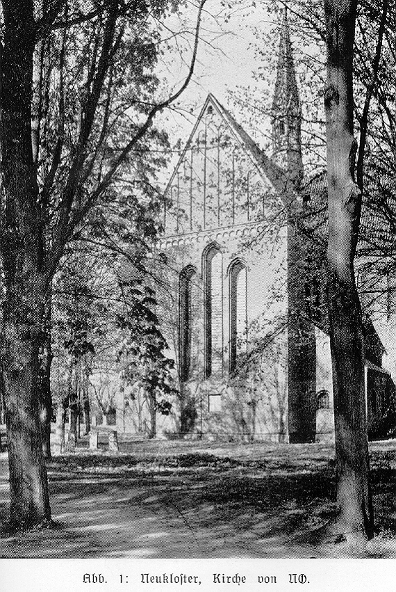 Abb. 1: Neukloster, Kirche von NO.