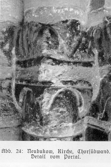 Abb. 24: Neubukow, Kirche, Chorsüdwand. Detail vom Portal.
