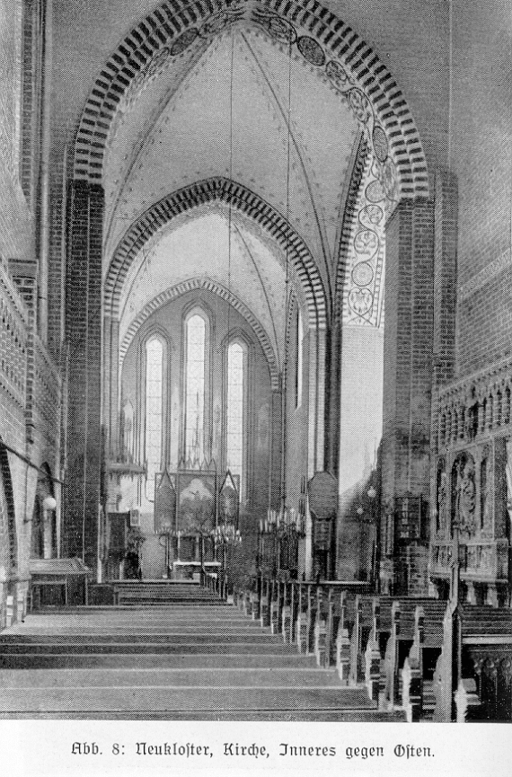 Abb. 8: Neukloster, Kirche, Inneres gegen Osten.