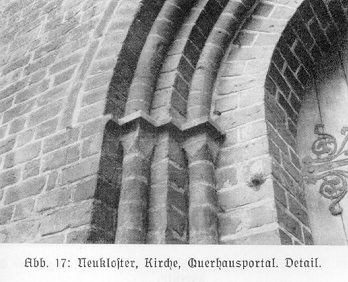 Abb. 17: Neukloster, Kirche, Querhausportal. Detail.