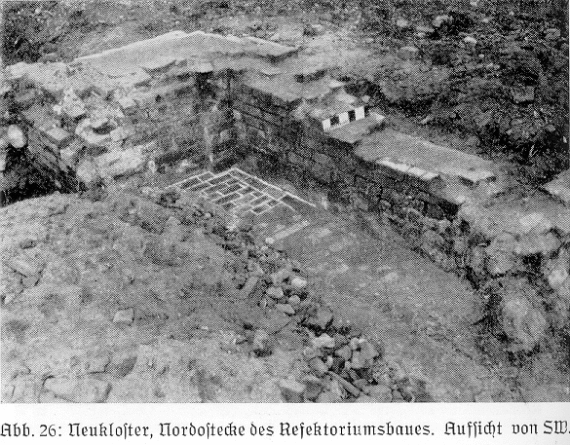 Abb. 26: Neukloster, Nordostecke des Refektoriumsbaues. Aufsicht von SW.